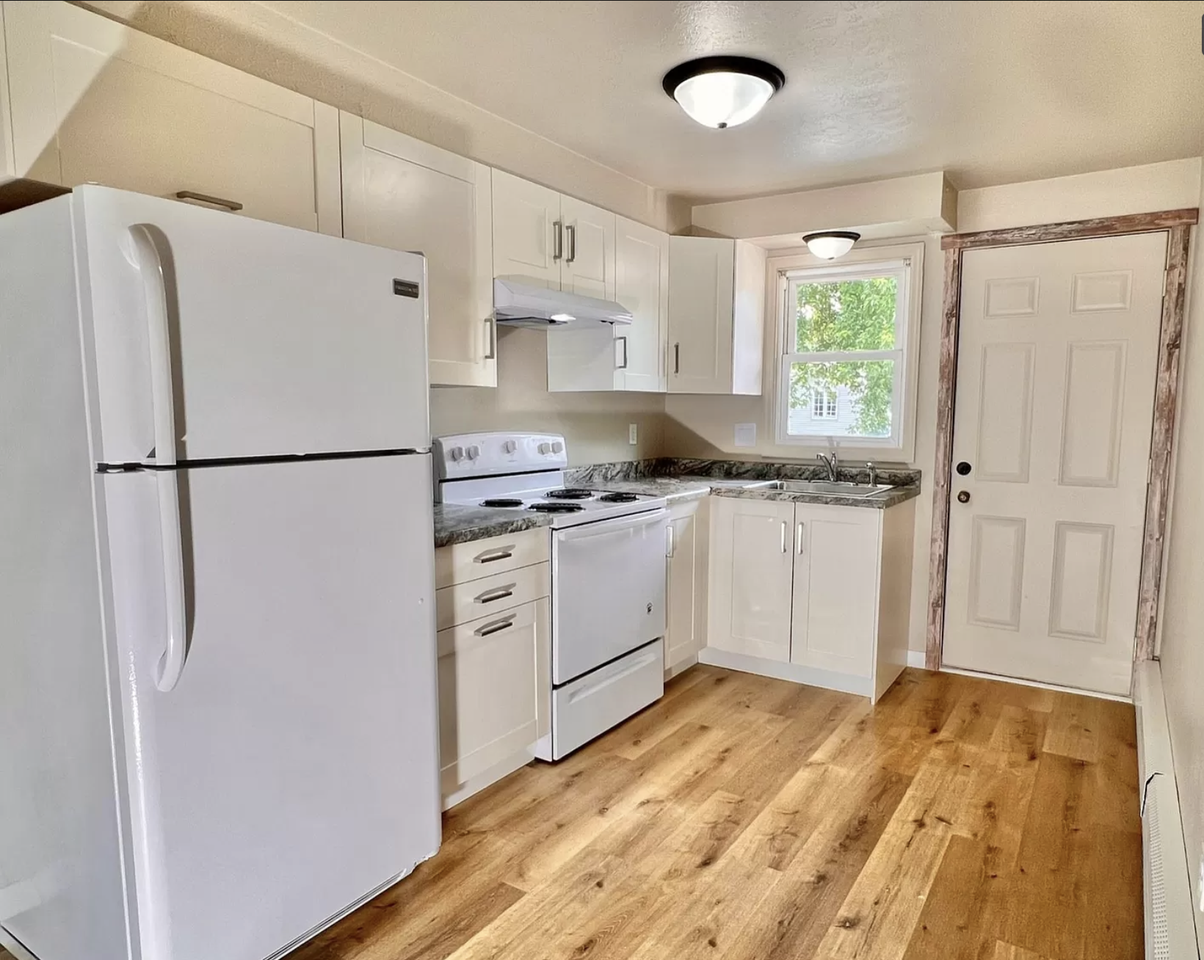 420 N Norwood Ave #3 - Photo 2 of 13