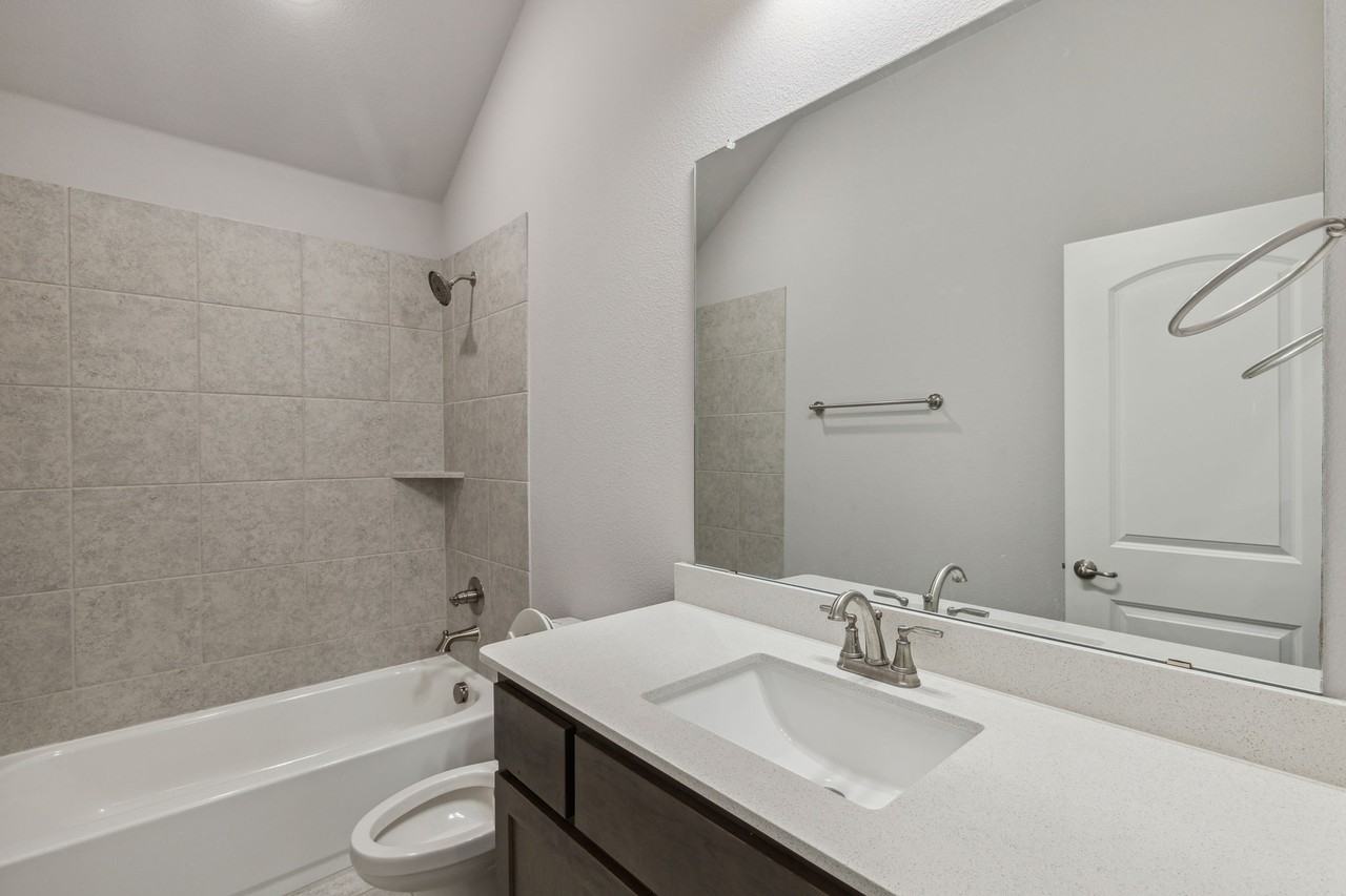 548 Bradley Dr #NA - Photo 6 of 20