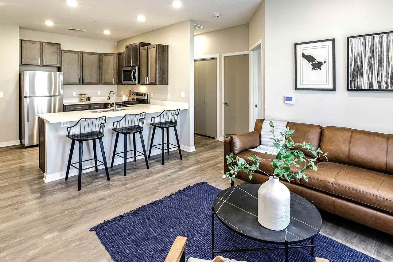 Hanover Flats - Photo 4 of 36