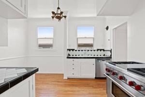 featured image of 509 S Gramercy Pl