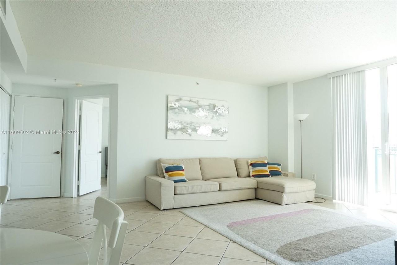17555 Atlantic Blvd #606 - Photo 2 of 8