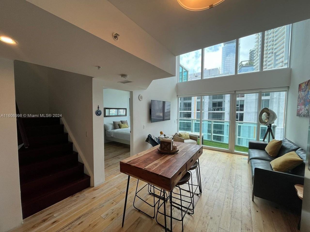 41 Se 5th St #1410 - Photo 2 of 8