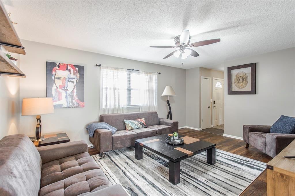 104 Ann Arbor - Photo 4 of 23