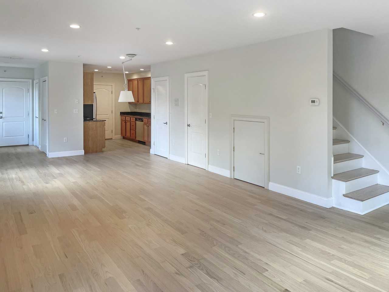 2 Hawthorne Boulevard #2 - Photo 2 of 10