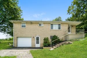 featured image of 1211 Main St