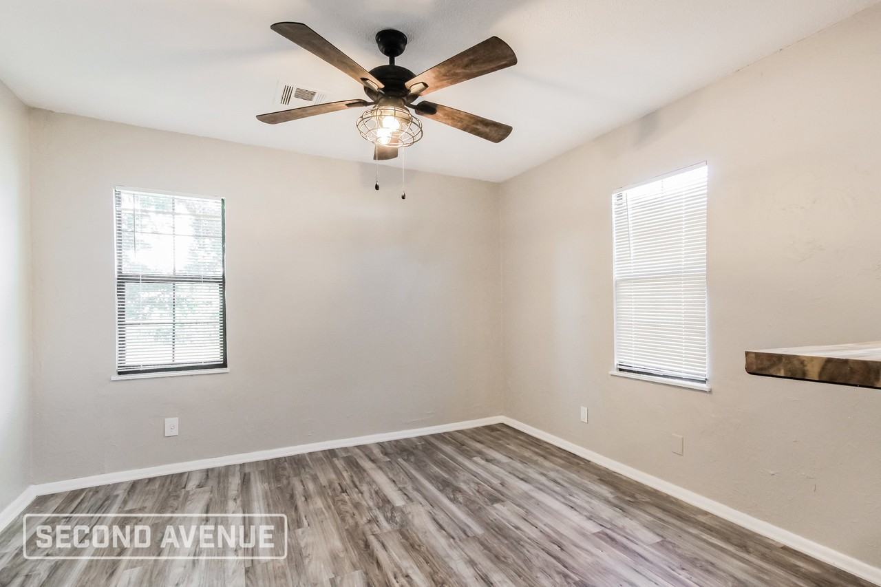 1400 Marydale Ave - Photo 7 of 29