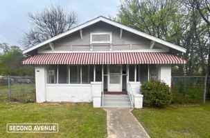 featured image of 2908 Avenue I