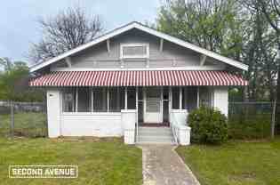 2908 Avenue I - Photo 1 of 1