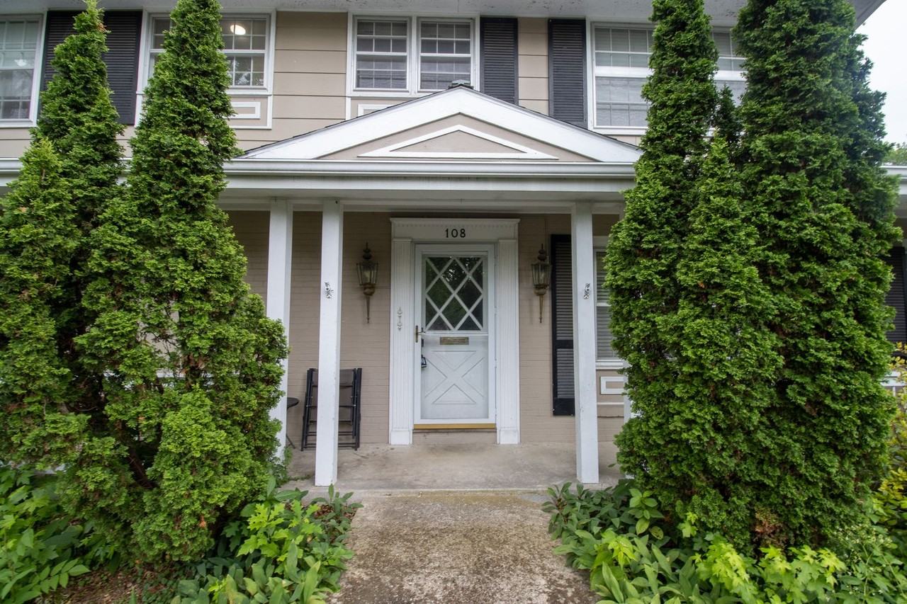 108 E Burnam - Photo 2 of 27