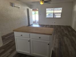 featured image of 804 E Hall St