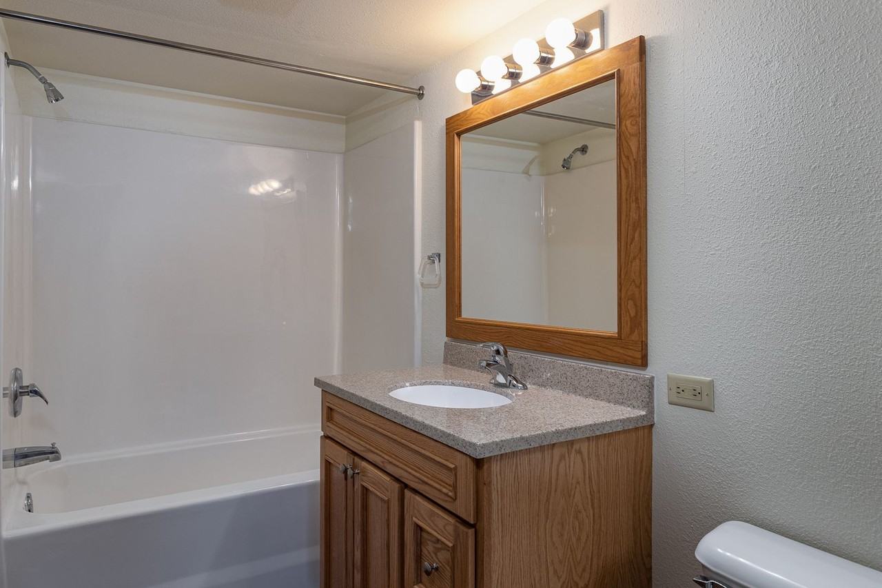 Westridge Apartments - Photo 3 of 12