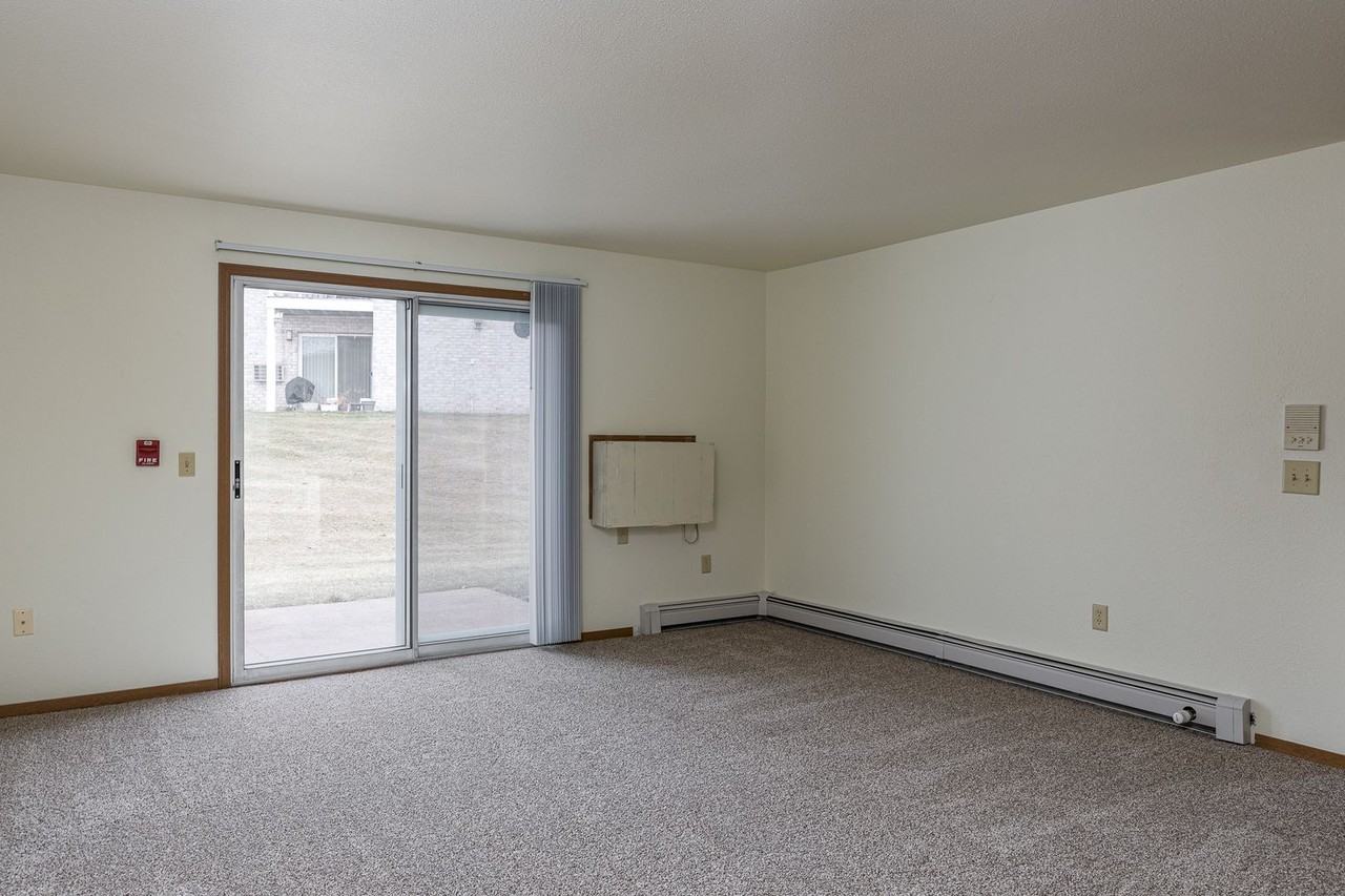 Westridge Apartments - Photo 4 of 12