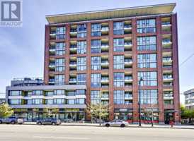 featured image of 2689 Kingsway