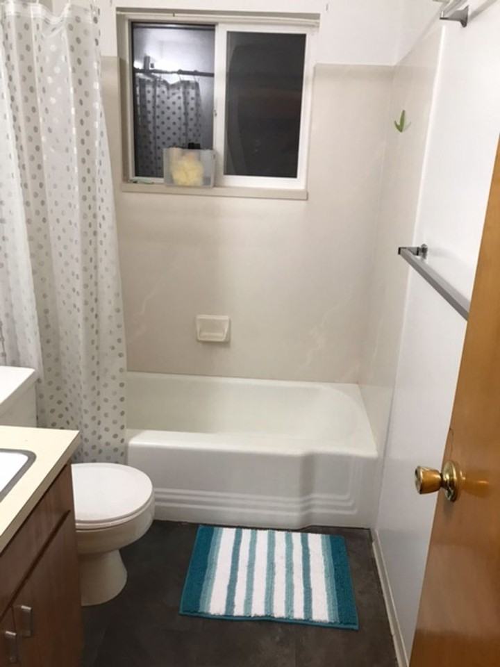 525 Brookside Pl #4 - Photo 5 of 6