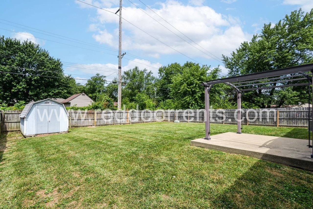 618 Bremerton Dr - Photo 2 of 25