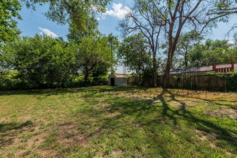 345 W Grover Ave - Photo 6 of 21