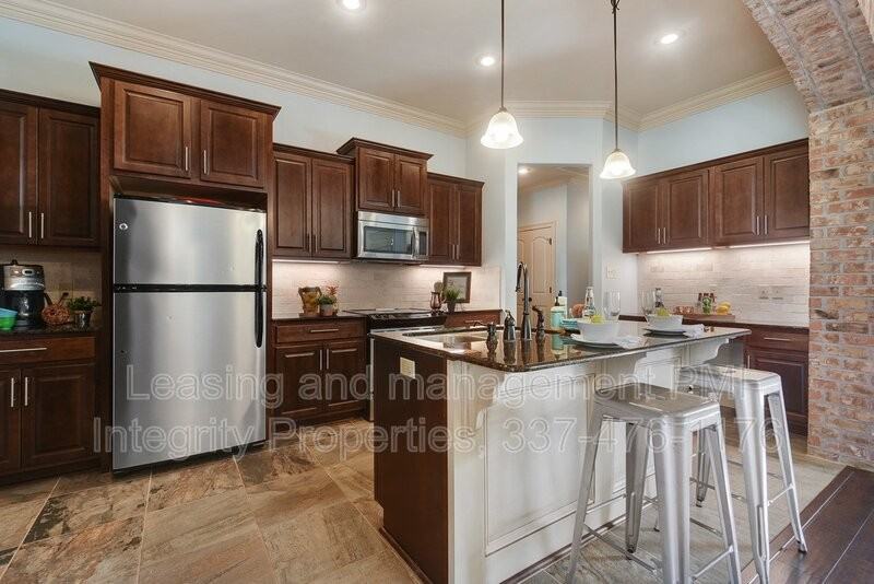 308 Overbrook Dr - Photo 7 of 19