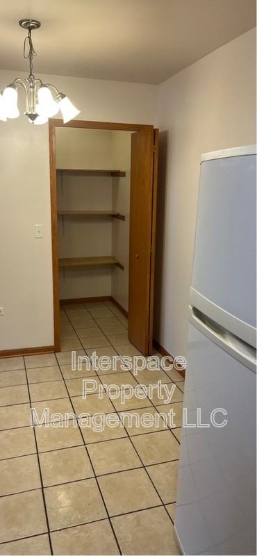 1345 Rock Run Dr - Photo 2 of 26