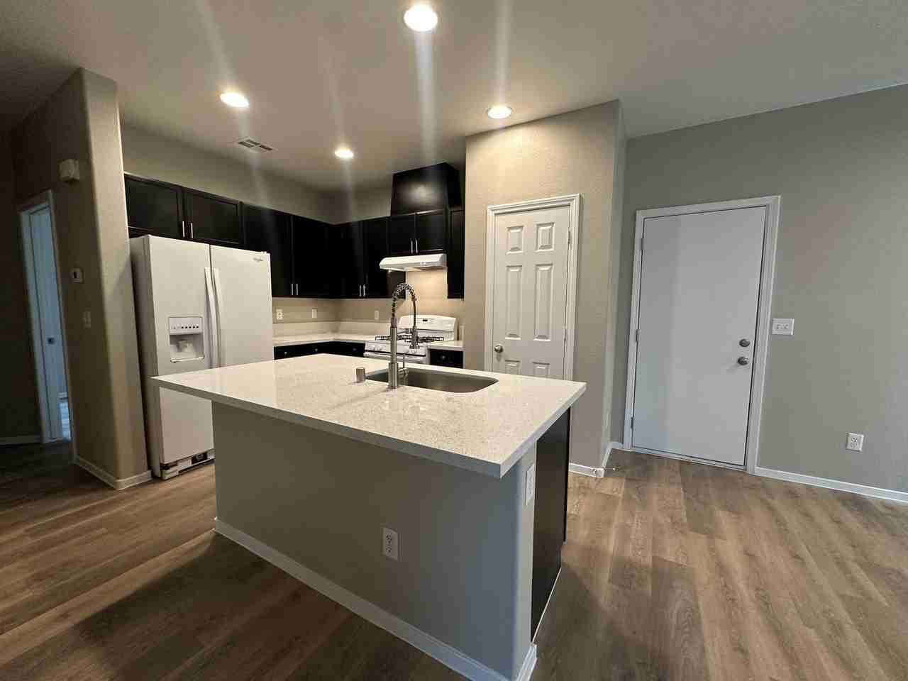 4574 Lime Straight Dr - Photo 3 of 29