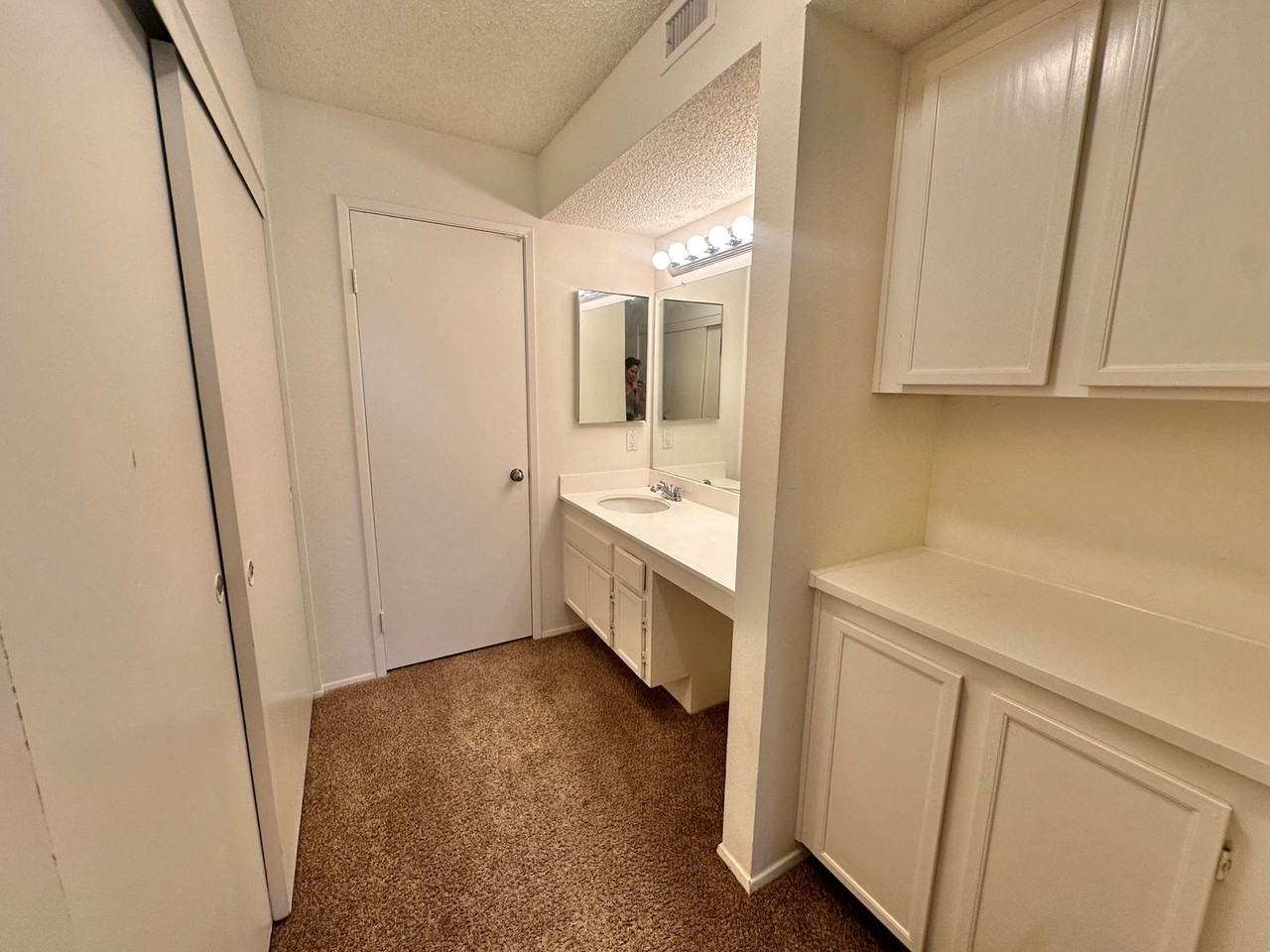 3955 Faircross Pl - Photo 6 of 12