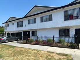 .H737 - Photo 1 of 1