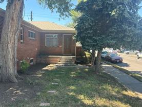 2601 S Lincoln St - Photo 1 of 1