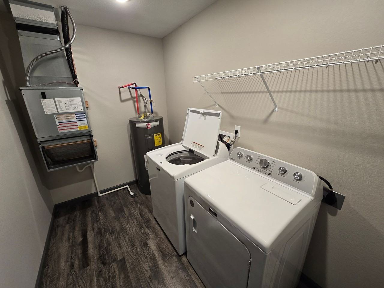 101 College Village Drive - Photo 5 of 42
