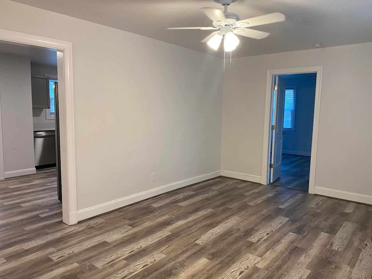 170 Rodman Rd - Photo 3 of 21