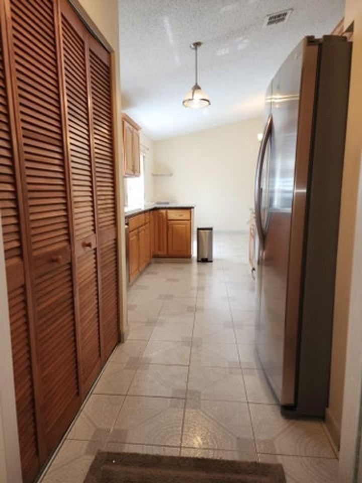 6168 Windlass Cir - Photo 2 of 27