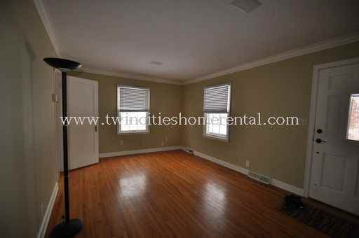 4033 Utica Ave S - Photo 3 of 10