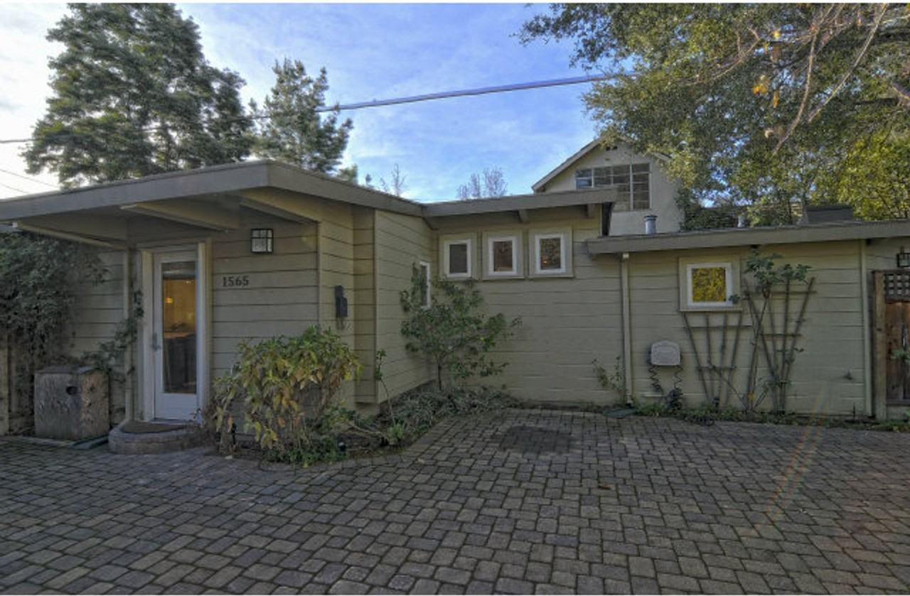 1565 Stanford Ave - Photo 2 of 7