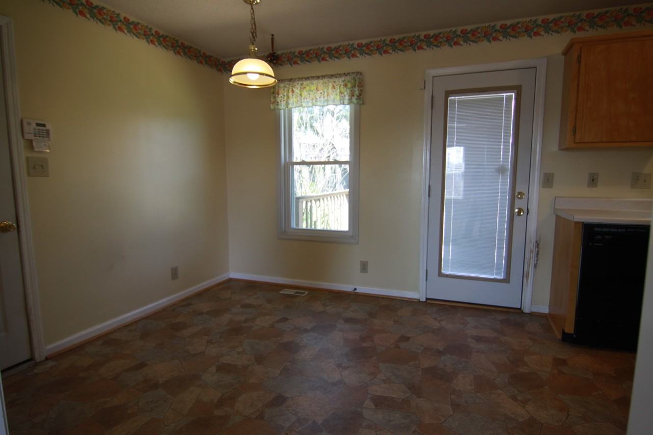 2424 Sphinx Ct - Photo 3 of 21