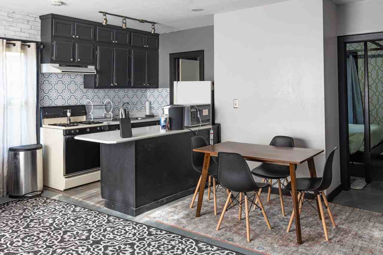 1229 1/2 S Owasso Ave - Photo 3 of 19