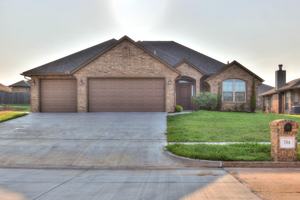 featured image of 704 S Avery St