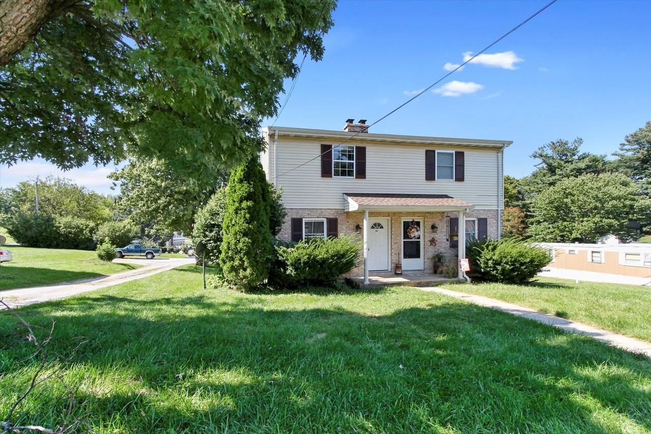 140 N Pleasant Ave - Photo 2 of 26