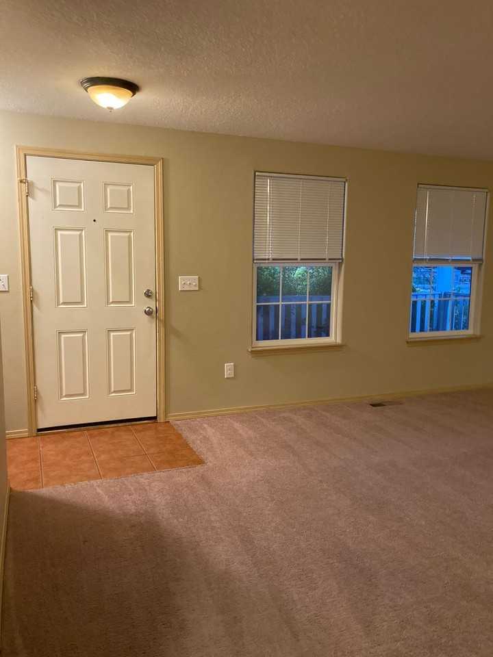 115 Haylen Dr - Photo 3 of 25