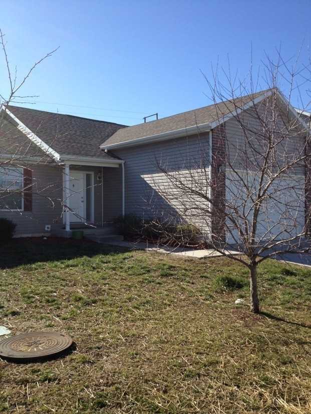 563 Van Buren Rd - Photo 3 of 21