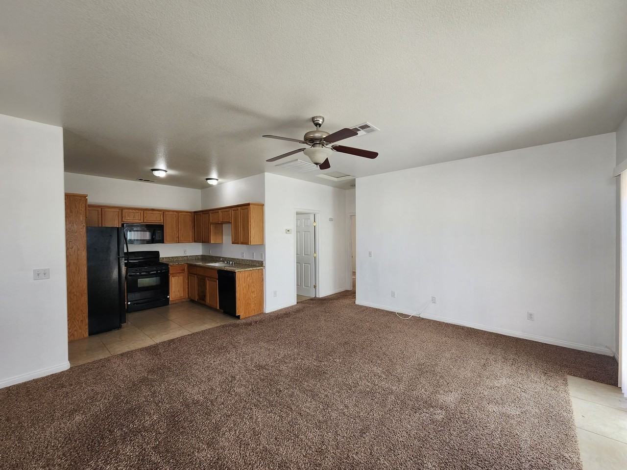 8536 Aspen Ave #B - Photo 7 of 27