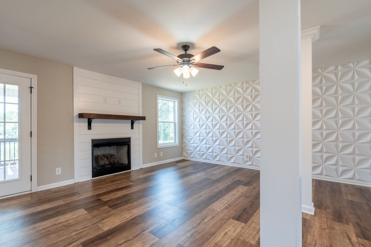 1325 Shockey Dr - Photo 6 of 30