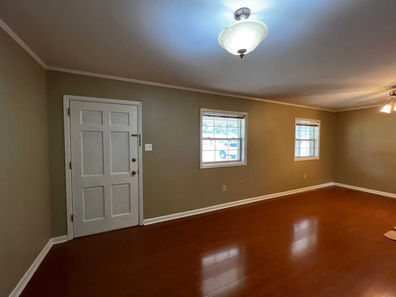 106 Claymore Dr - Photo 6 of 15