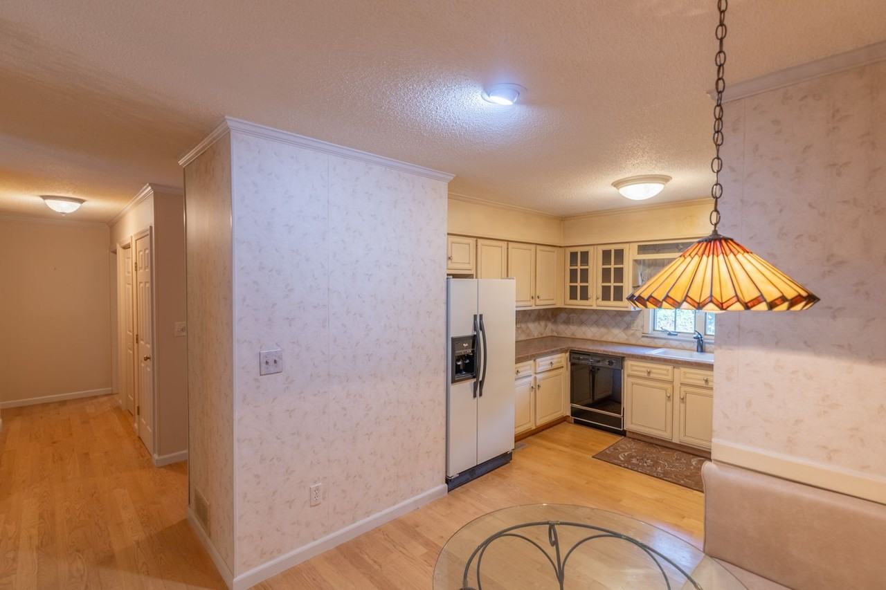 31 Quarry Village Rd - Photo 3 of 24
