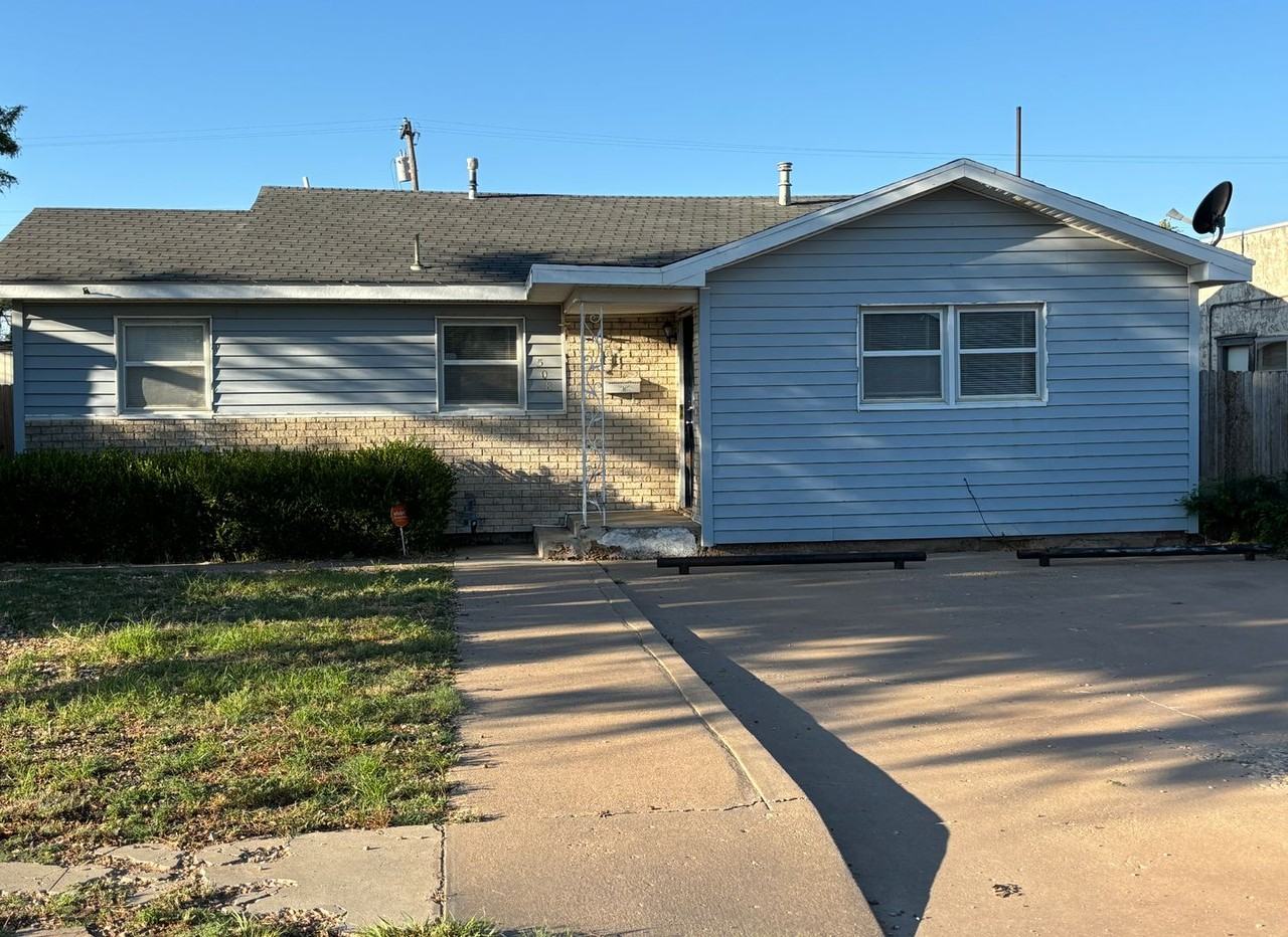 508 12th St - Photo 3 of 13