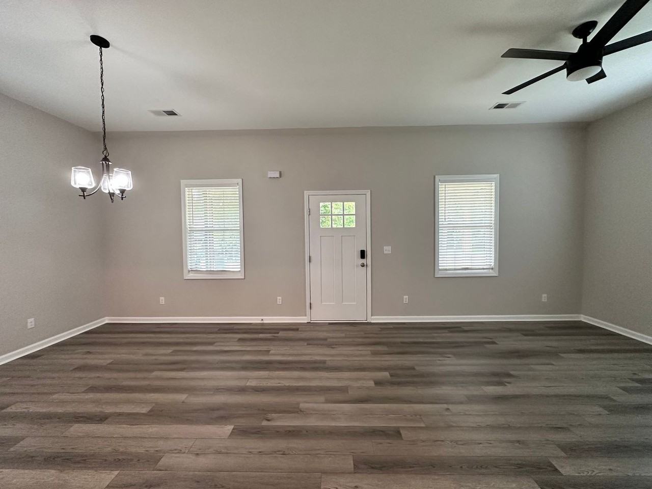 241 Bynum Street - Photo 3 of 30