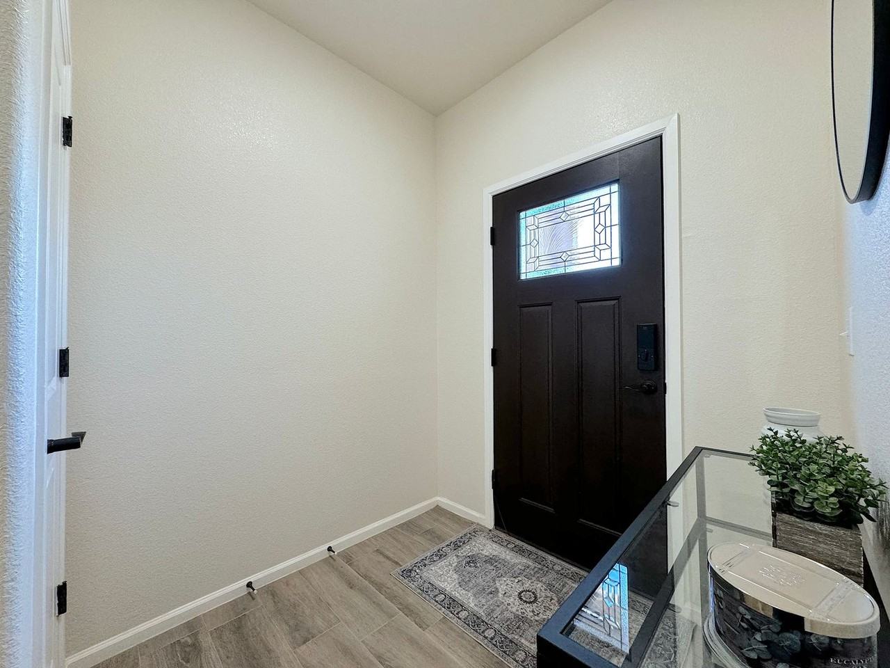 8137 Cooley Ave #B - Photo 2 of 28