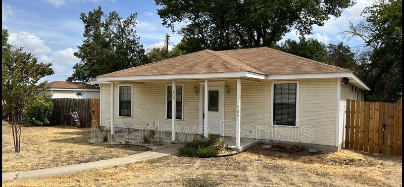 407 N Bordon St - Photo 2 of 24