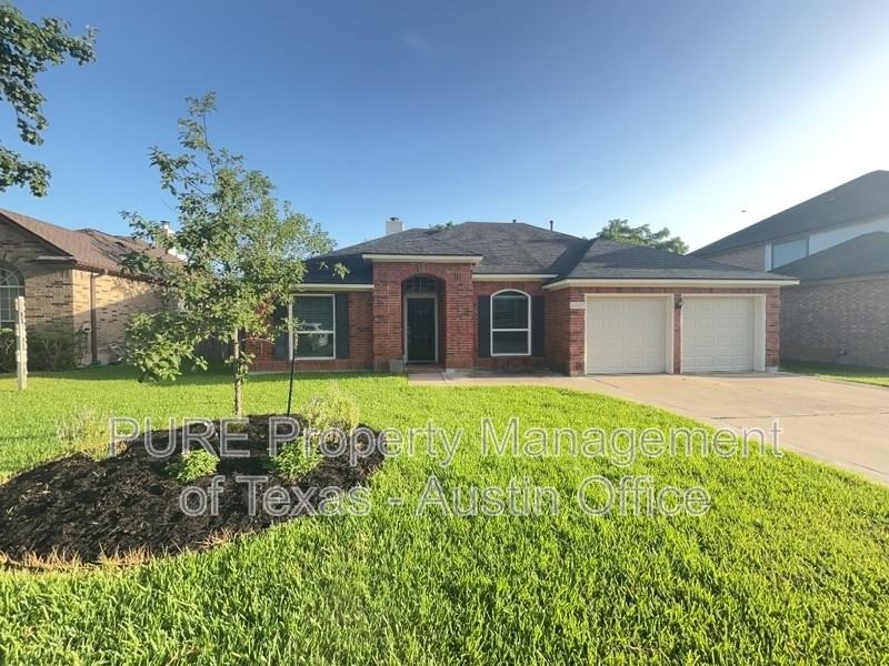 1037 Oaklands Dr - Photo 2 of 26