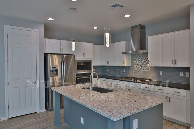 3847 E Turley St - Photo 6 of 19