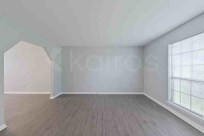 5721 Old Hickory Rd - Photo 2 of 25