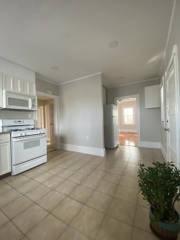 31 Fairview St #1 - Photo 3 of 10