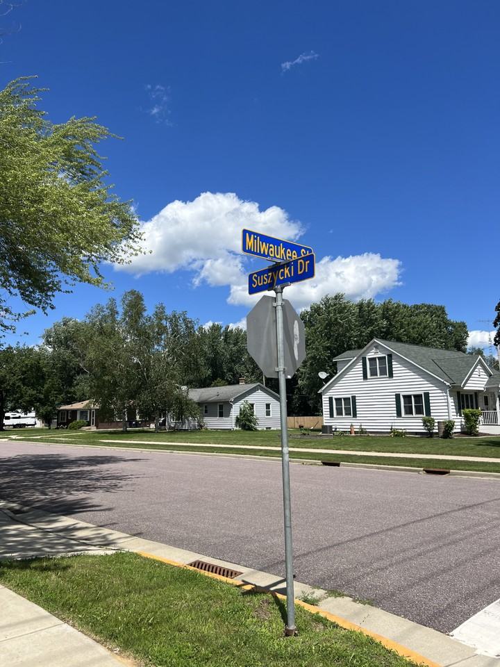 501 Suszycki Dr #NA - Photo 3 of 5